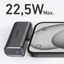 Anker Nano Powerbank mit integriertem USB-C Konnektor - 5000mAh 22,5W - Schwarz_lifestyle